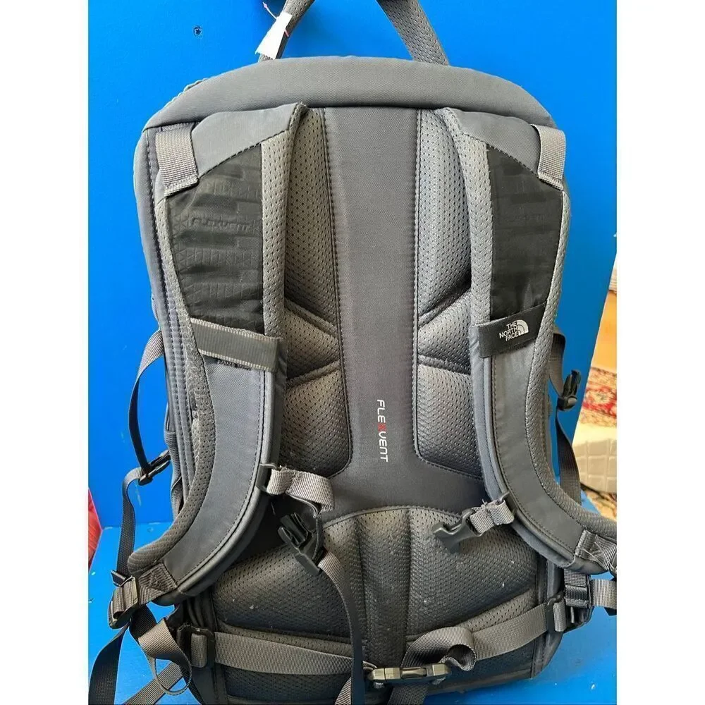 The North Face Recon Backpack Gray Pink Laptop Hiking Day Bag Padded Back ISSUES